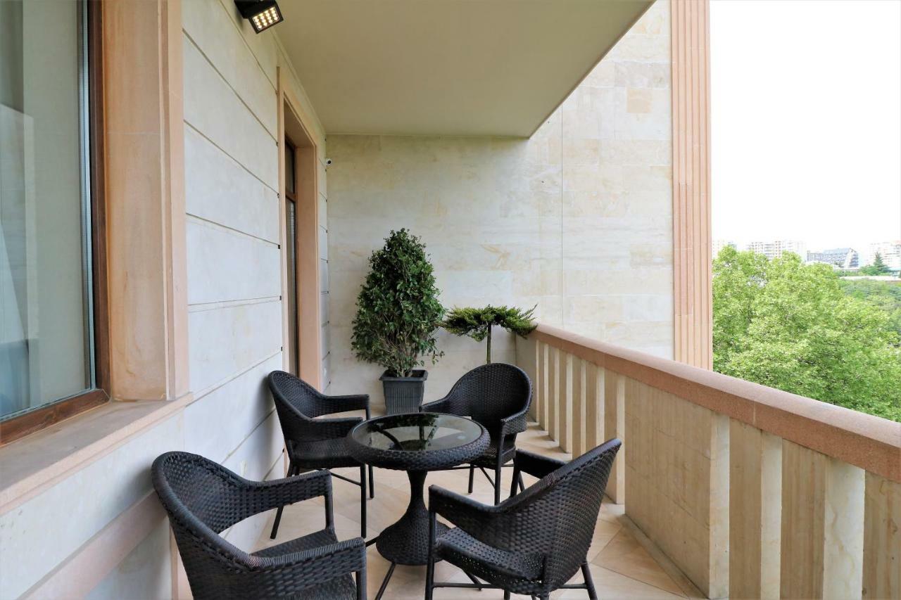 Luxury Aparthotel 5Rooms In Tbilisi Center Dış mekan fotoğraf